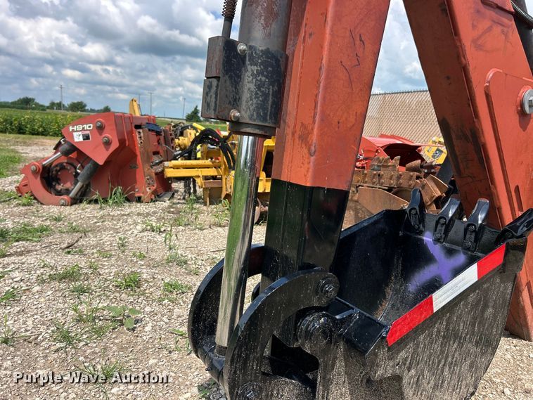 image for item FC2870 Ditch Witch A920 backhoe attachment