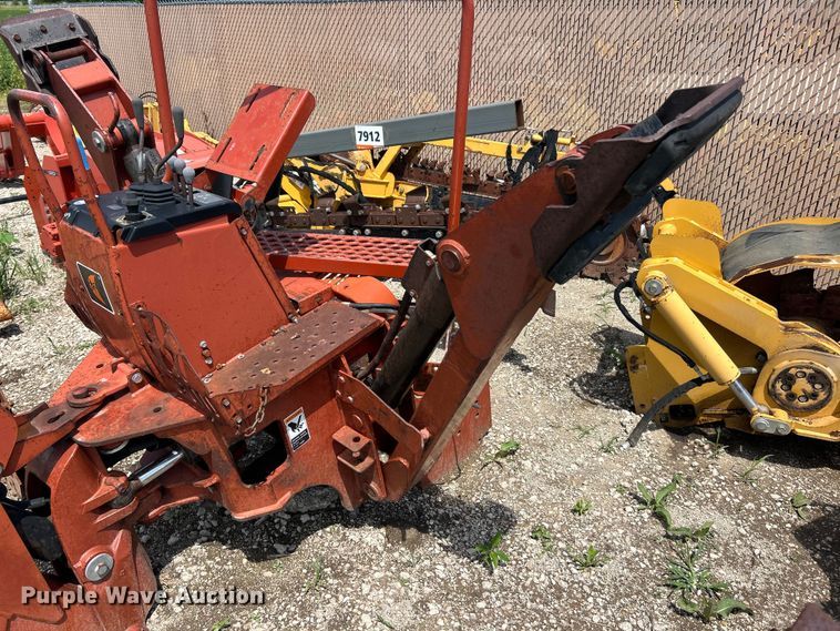 image for item FC2870 Ditch Witch A920 backhoe attachment