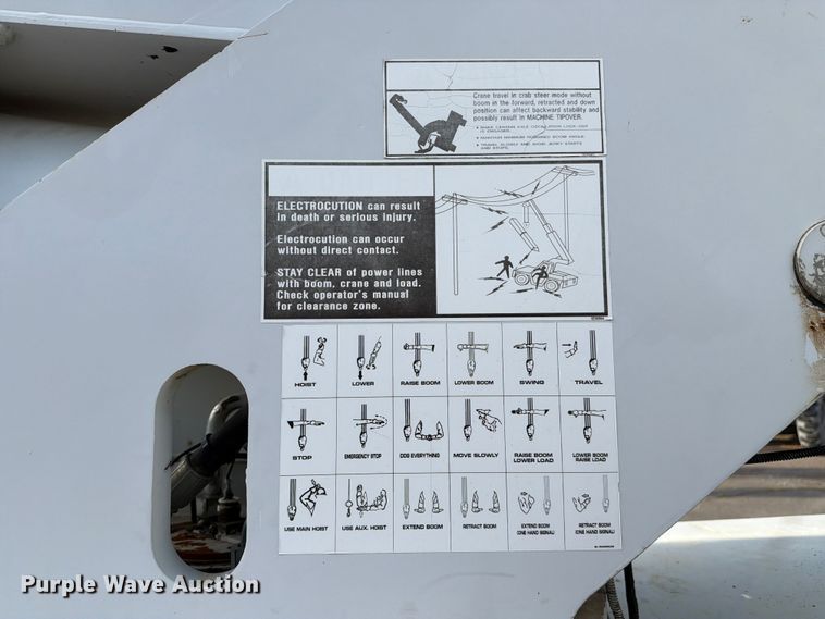 image for item FC3195 2011 Grove CD5540F crane