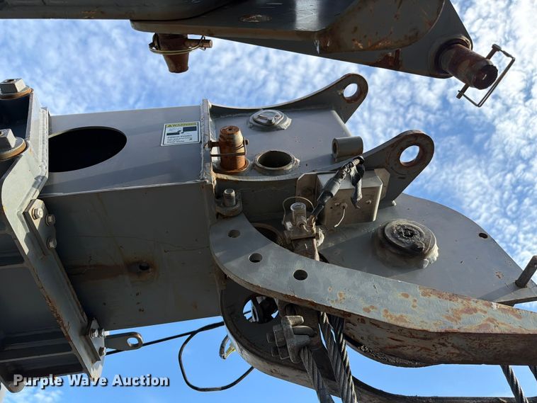 image for item FC3195 2011 Grove CD5540F crane