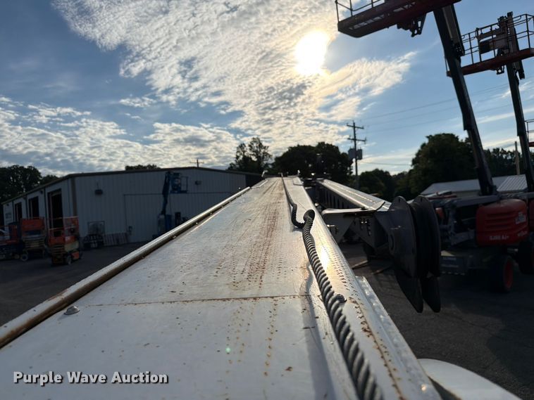 image for item FC3195 2011 Grove CD5540F crane
