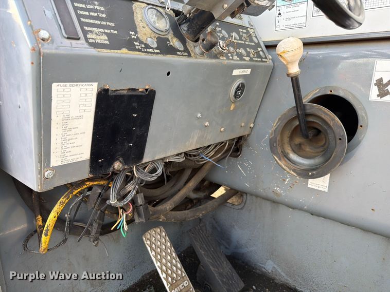 image for item FC3195 2011 Grove CD5540F crane