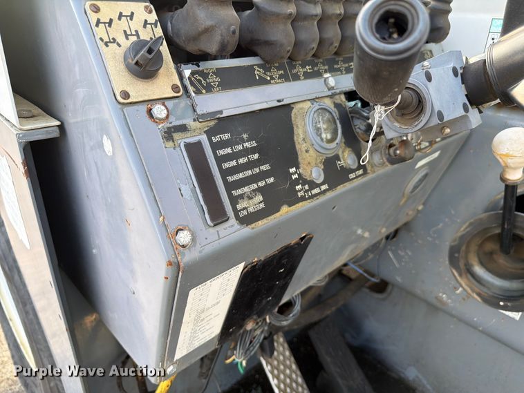 image for item FC3195 2011 Grove CD5540F crane