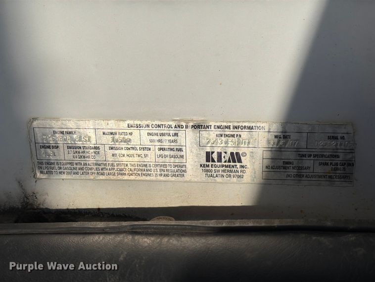image for item FC3195 2011 Grove CD5540F crane