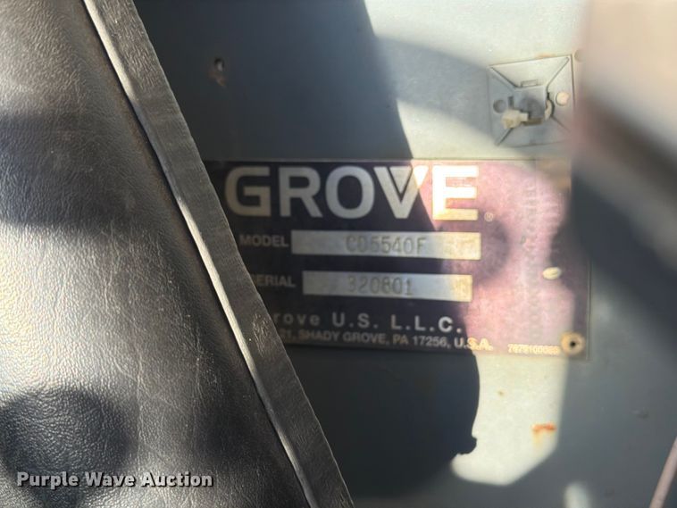 image for item FC3195 2011 Grove CD5540F crane