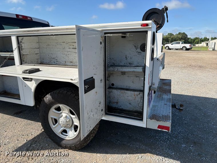 image for item FC3205 2017 RAM 2500 utility bed pickup truck