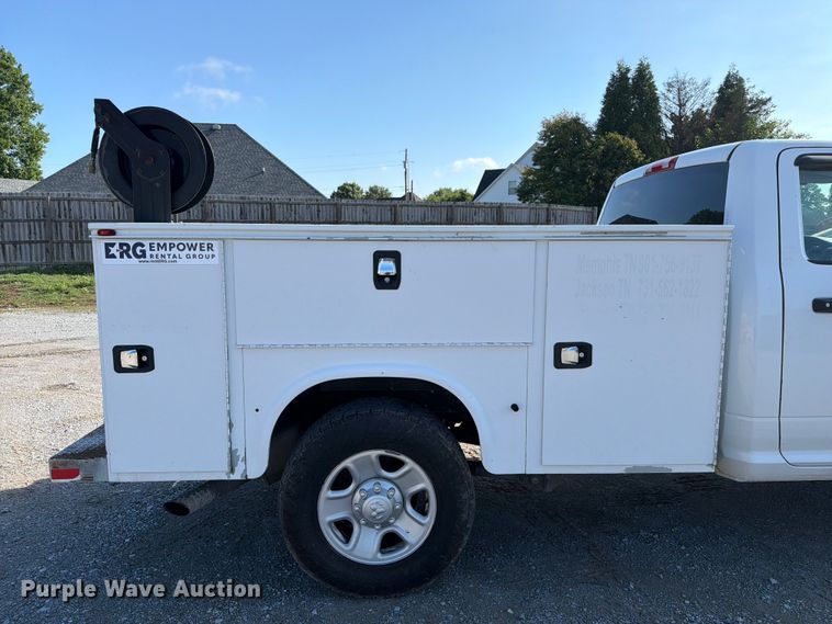 image for item FC3205 2017 RAM 2500 utility bed pickup truck
