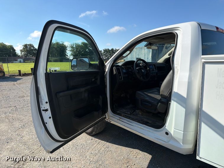 image for item FC3205 2017 RAM 2500 utility bed pickup truck
