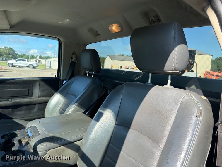image for item FC3205 2017 RAM 2500 utility bed pickup truck