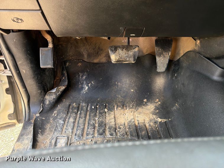 image for item FC3205 2017 RAM 2500 utility bed pickup truck