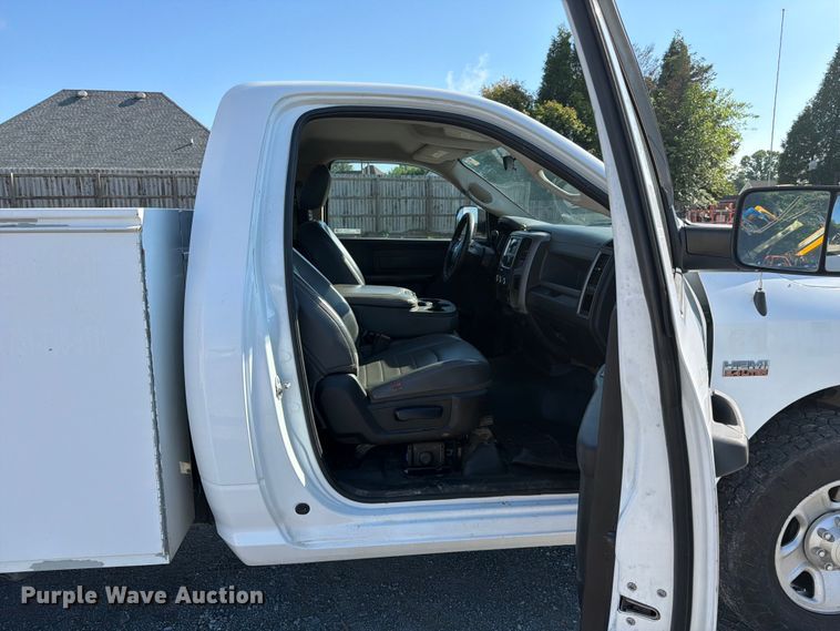 image for item FC3205 2017 RAM 2500 utility bed pickup truck