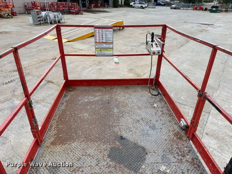 image for item FC3218 2002 SkyJack SJ8841 scissor lift