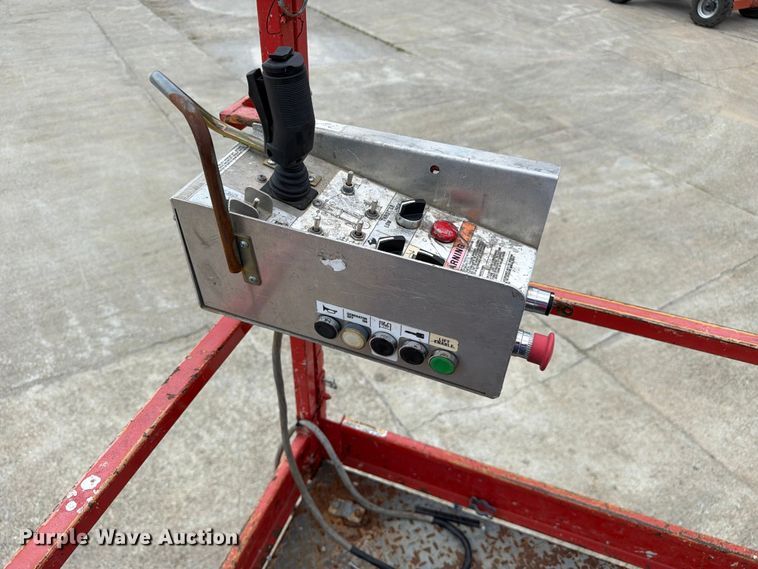 image for item FC3218 2002 SkyJack SJ8841 scissor lift