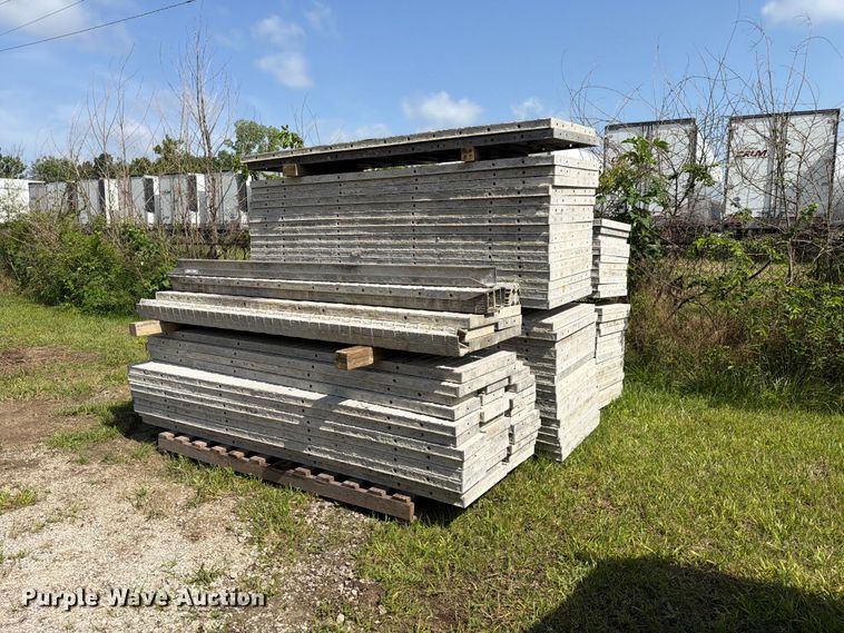 image for item FC3221 Concrete forms