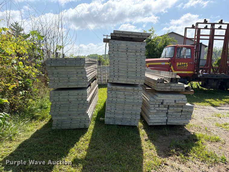 image for item FC3221 Concrete forms