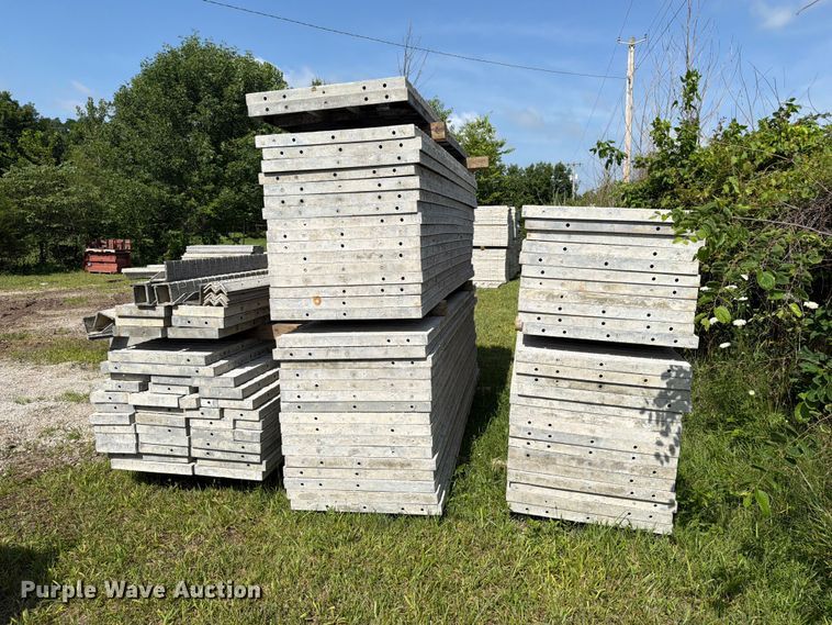 image for item FC3221 Concrete forms