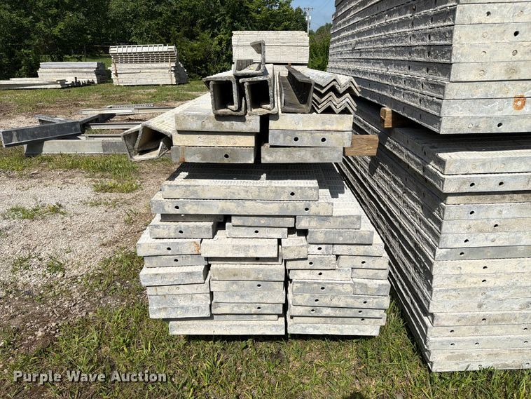 image for item FC3221 Concrete forms