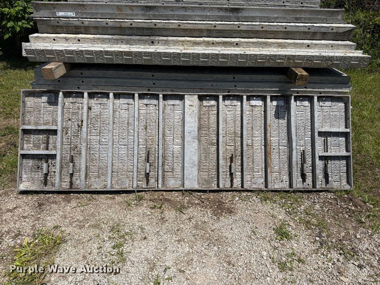 image for item FC3221 Concrete forms