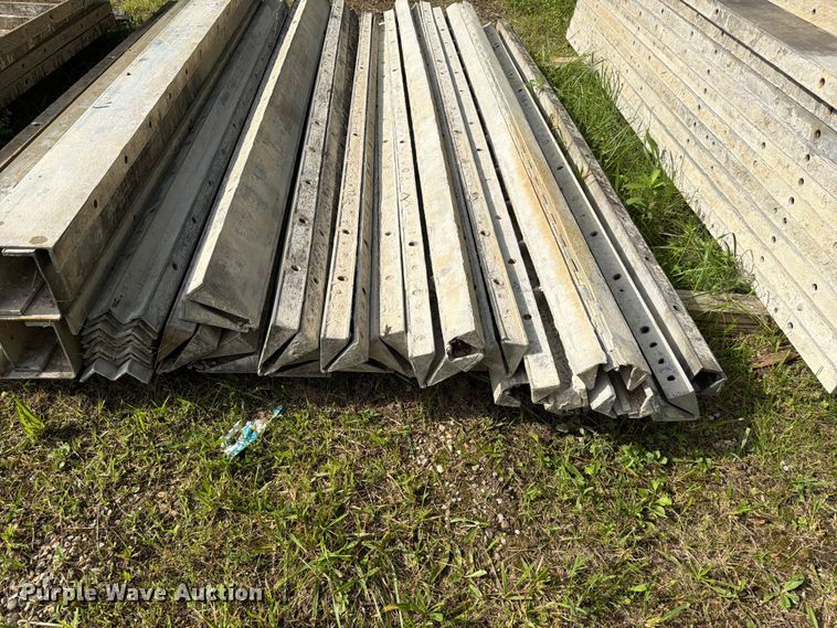 image for item FC3224 Concrete forms