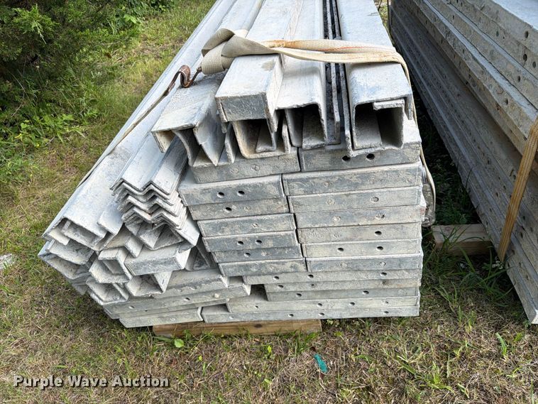 image for item FC3224 Concrete forms