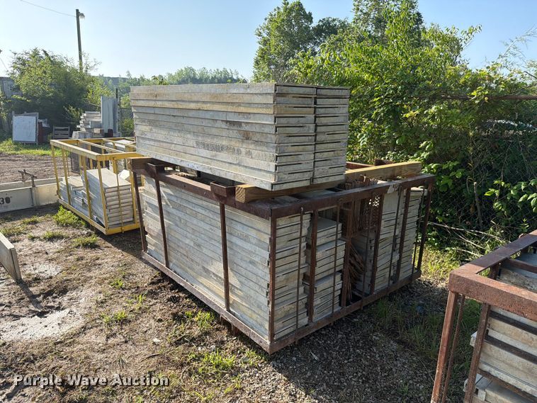 image for item FC3225 Concrete forms and equipment.