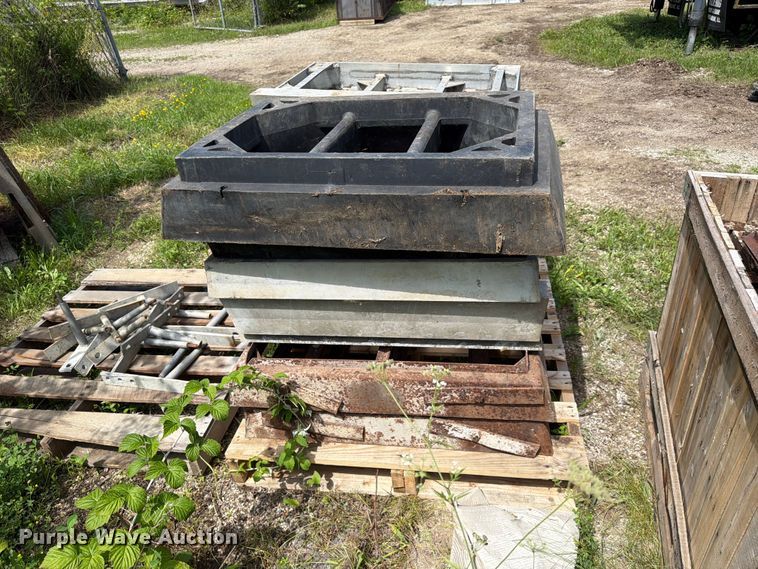 image for item FC3226 Concrete equipment