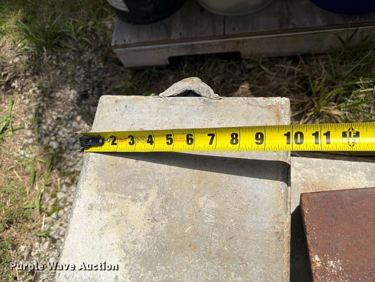 image for item FC3226 Concrete equipment