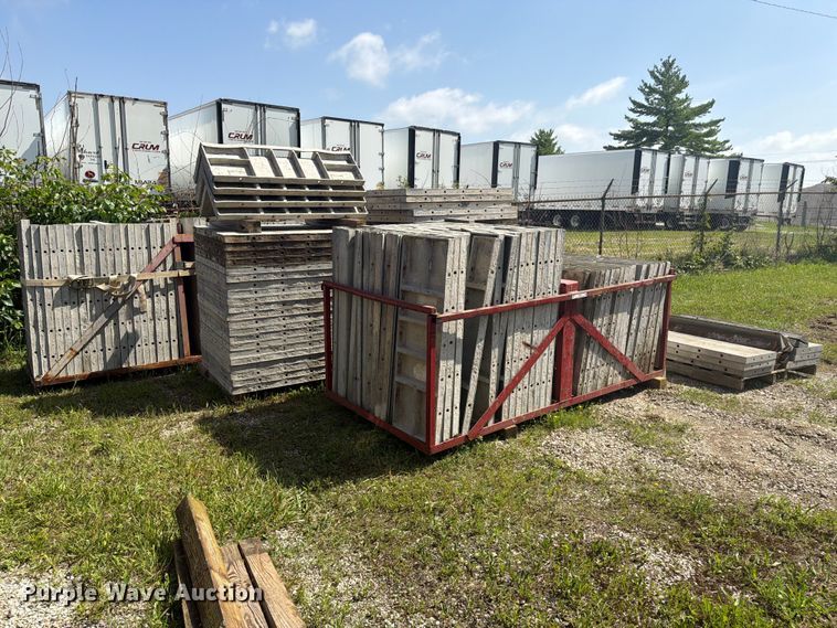 image for item FC3227 Concrete forms