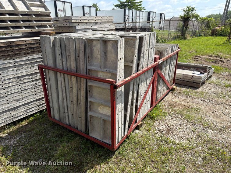 image for item FC3227 Concrete forms