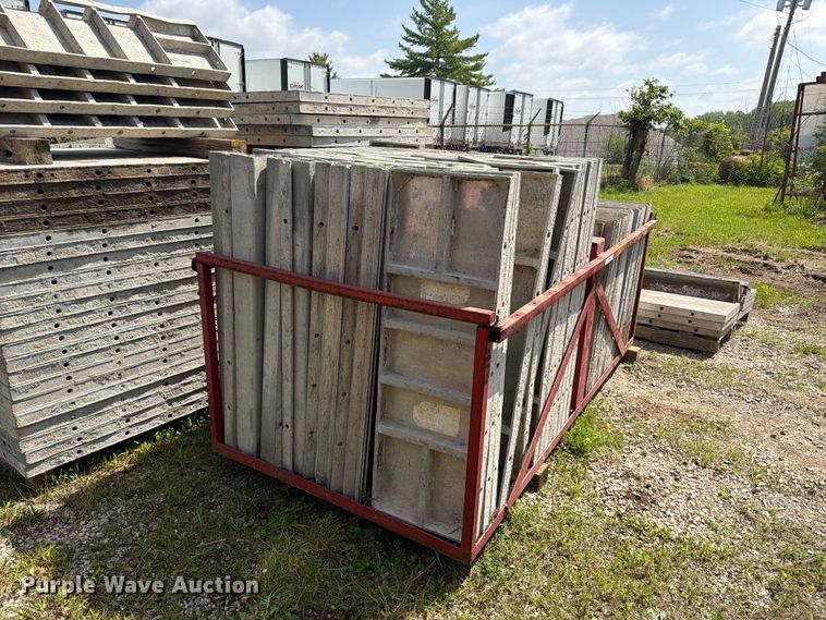image for item FC3227 Concrete forms