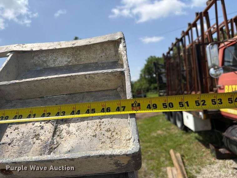image for item FC3227 Concrete forms