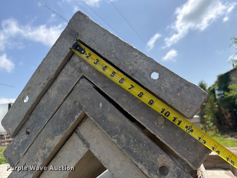 image for item FC3227 Concrete forms
