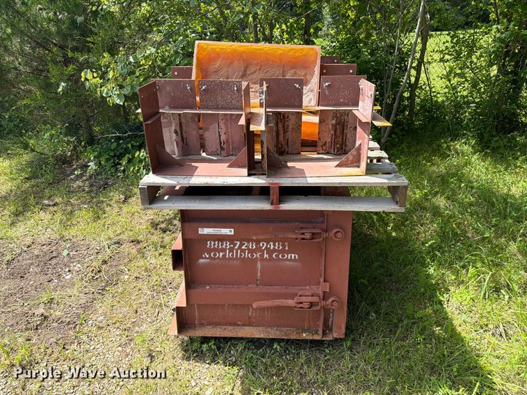 image for item FC3232 Concrete retaining block mold.