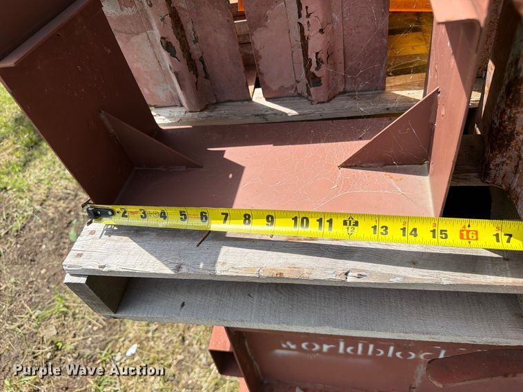 image for item FC3232 Concrete retaining block mold.