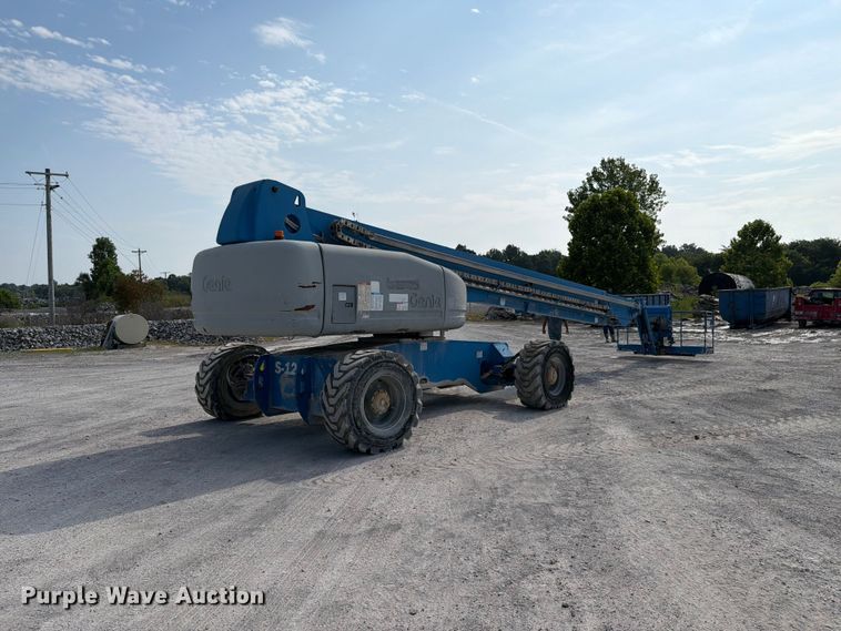 image for item FC3240 2011 Genie S-125 boom lift