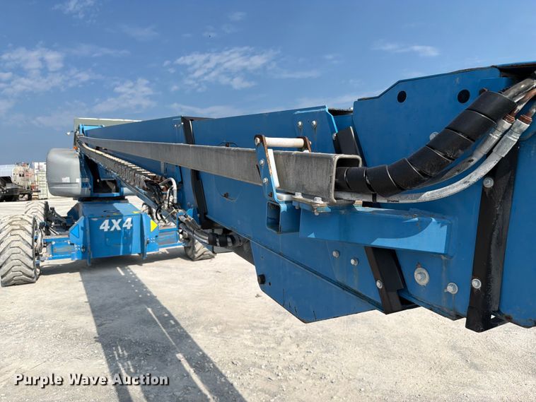 image for item FC3240 2011 Genie S-125 boom lift