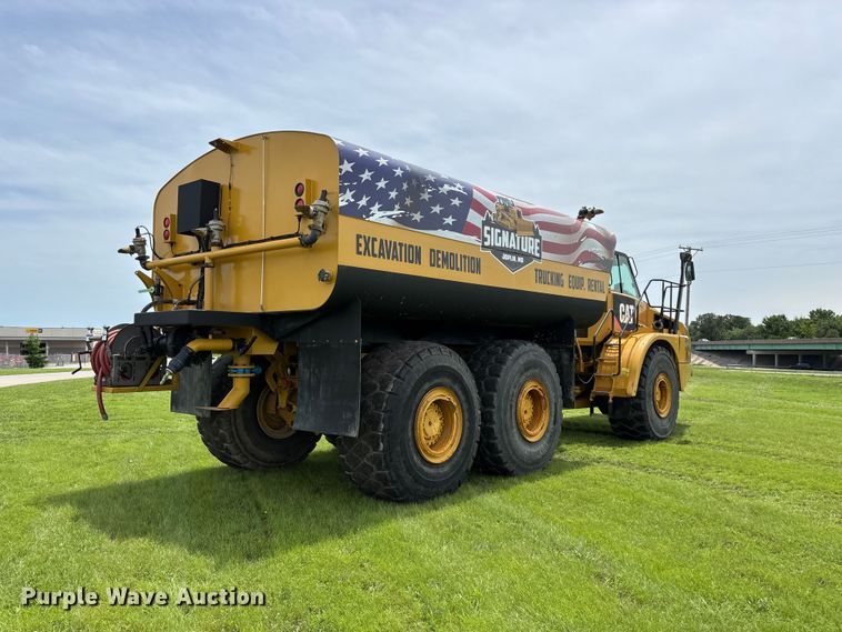 image for item FG0475 2015 Caterpillar 745C articulated water truck