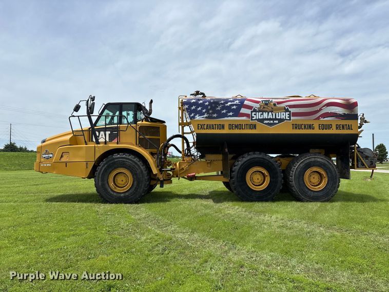 image for item FG0475 2015 Caterpillar 745C articulated water truck