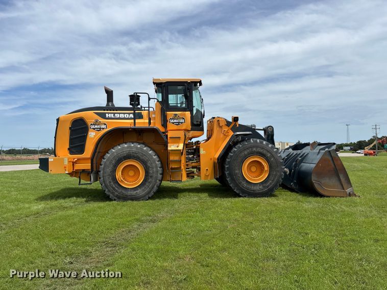 image for item FG0476 Hyundai HL980A wheel loader
