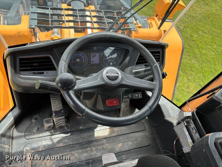 image for item FG0476 Hyundai HL980A wheel loader