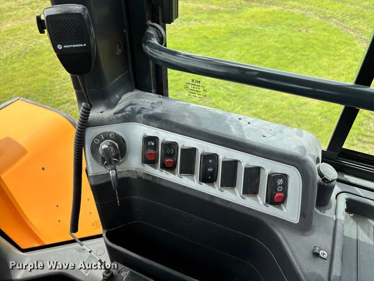 image for item FG0476 Hyundai HL980A wheel loader