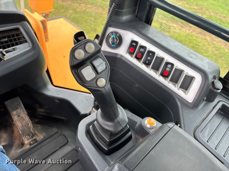 image for item FG0478 2023 Hyundai HL980A wheel loader