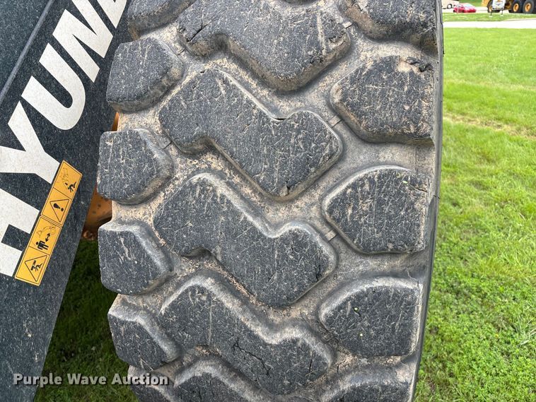 image for item FG0478 2023 Hyundai HL980A wheel loader