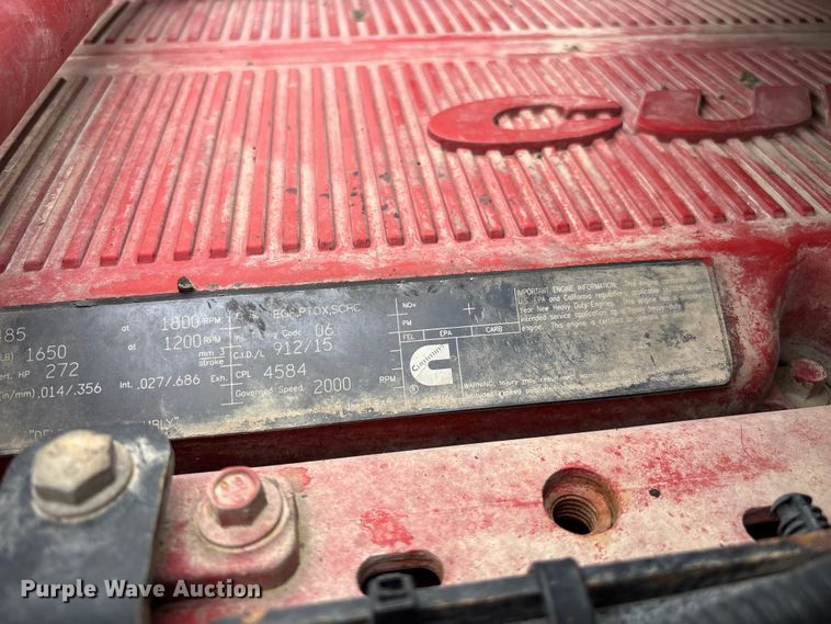 image for item FG0490 2016 Peterbilt 567 semi truck