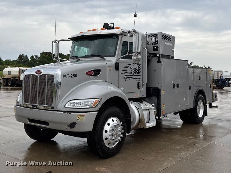 2015 Peterbilt 337 Service - Utility Truck #
