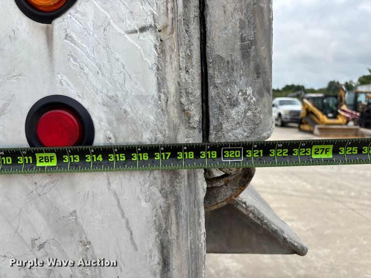 image for item FG0492 2011 MAC Trailer Manufacturing end dump trailer