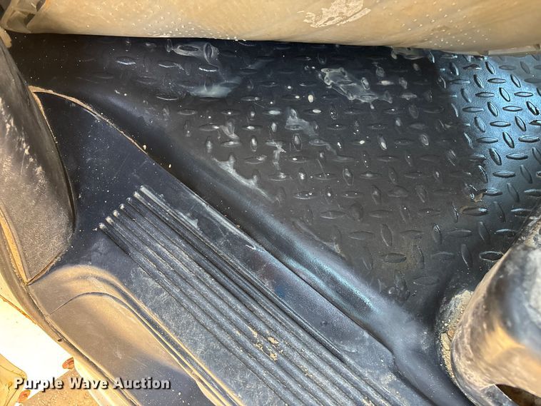 image for item FG0521 2006 GMC C5500 utility / service truck