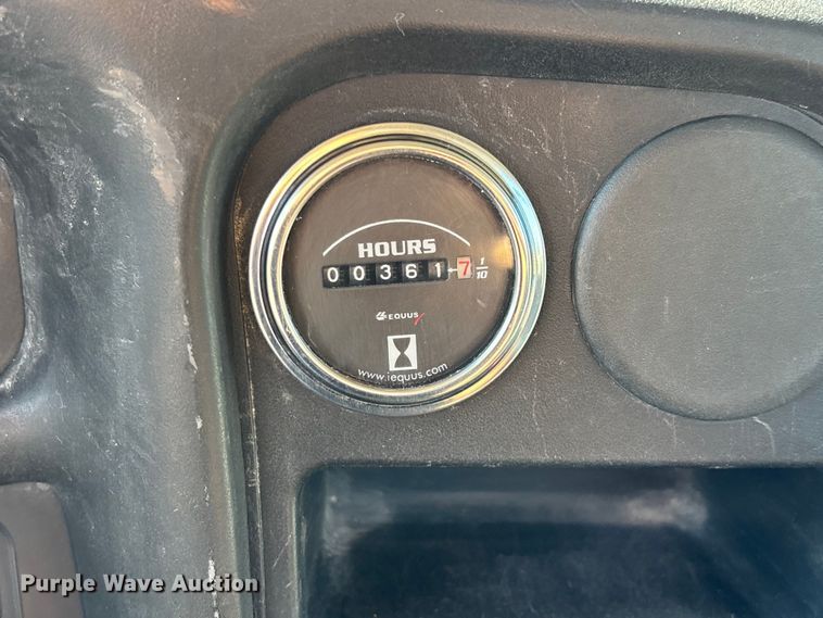 image for item FG0521 2006 GMC C5500 utility / service truck