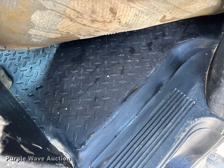 image for item FG0521 2006 GMC C5500 utility / service truck