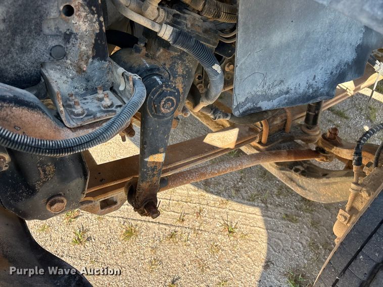 image for item FG0521 2006 GMC C5500 utility / service truck